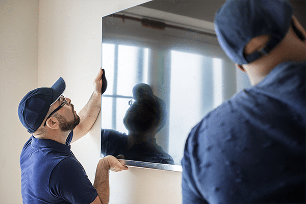 Professional TV mounting service in Sarasota, FL by Handys.now